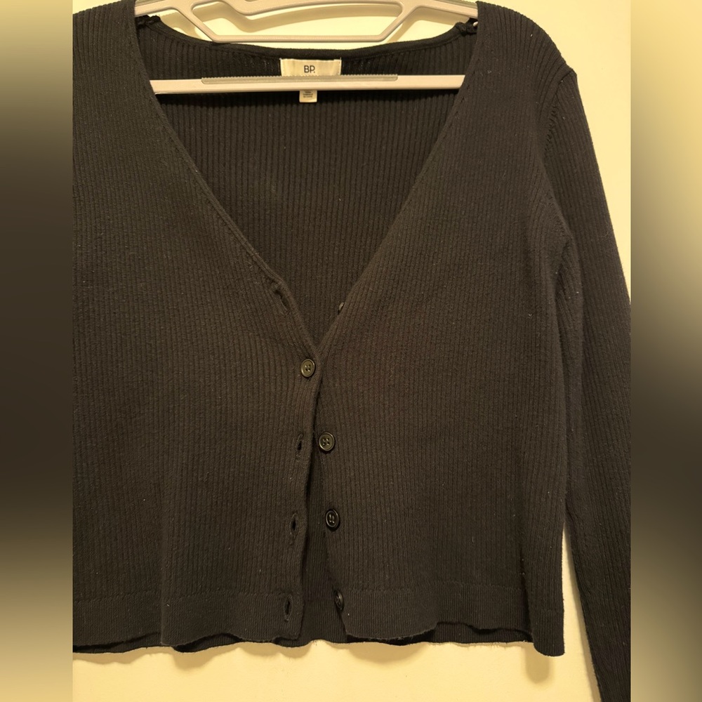Black cropped cardigan